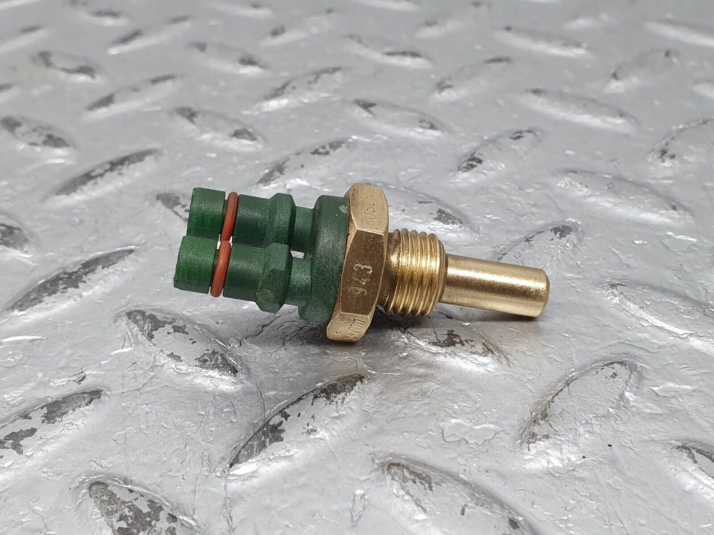 41266 Mercedes-Benz W126 300SE Coolant Temperature Sensor Bosch 0065427717