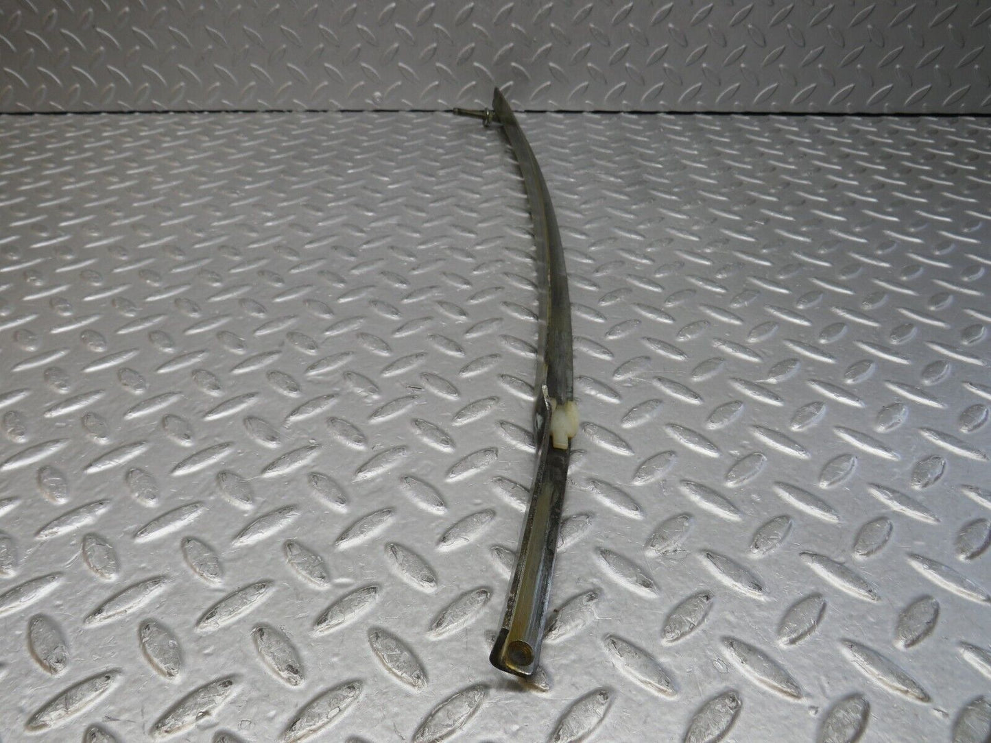 37015 Mercedes-Benz C126 420SEC Coupe Left Door Window Channel