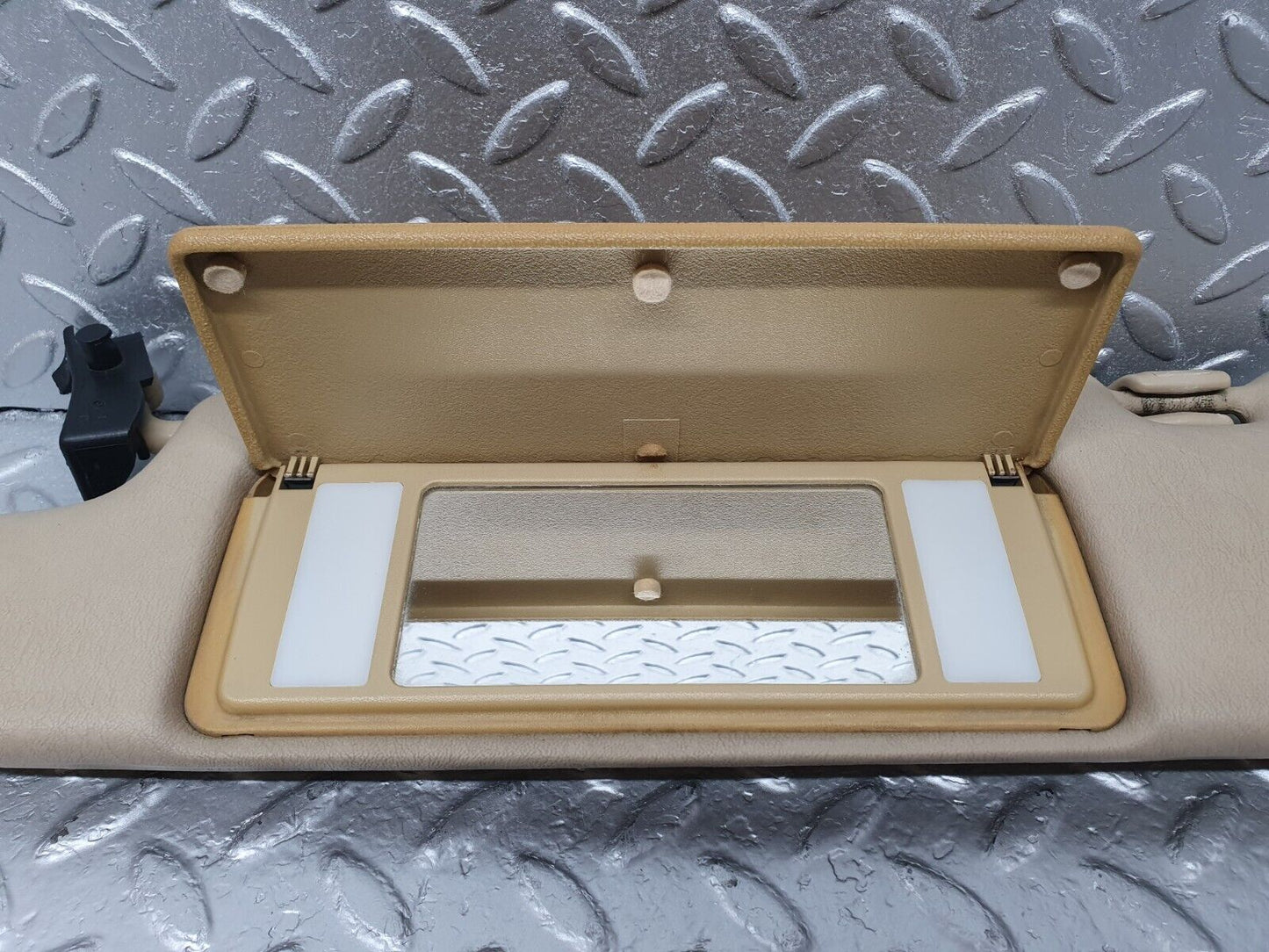 42231 Mercedes-Benz R129 320SL Coupe Sun Visor Left Side Beige
