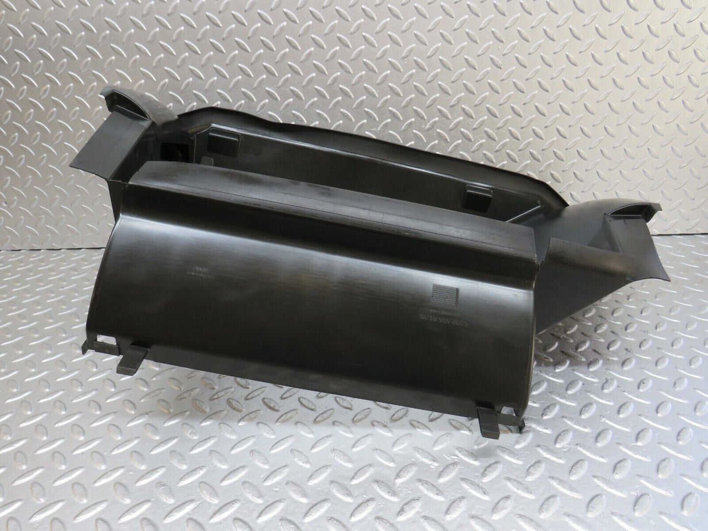 33218 Mercedes-Benz W202 C180 Radiator Fan Shroud Cover 2025050130 2025280407
