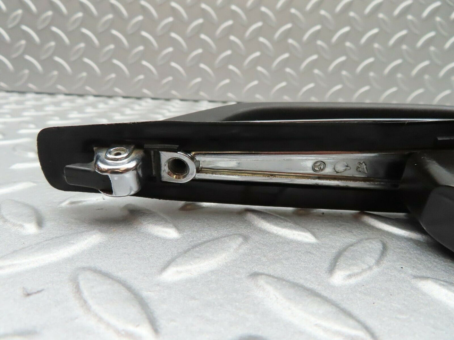 4518 Mercedes-Benz W123 230E Exterior Door Handle Front Left