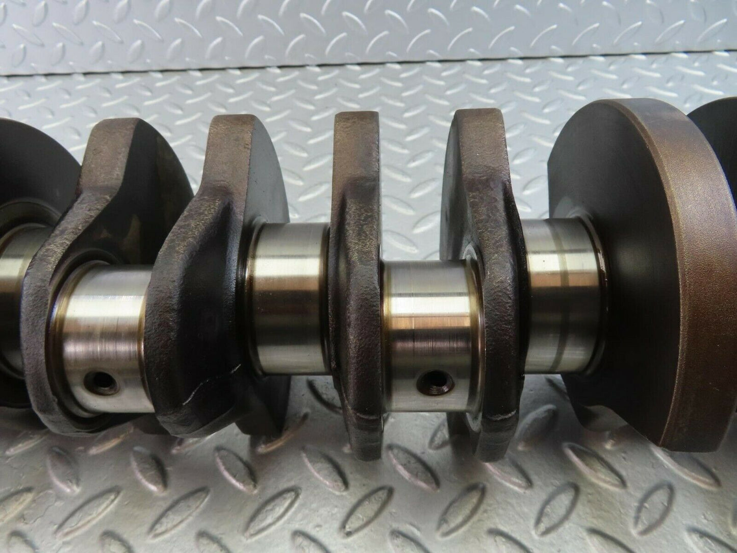 9879 Mercedes-Benz C123 280CE Coupe Crankshaft 1100310701
