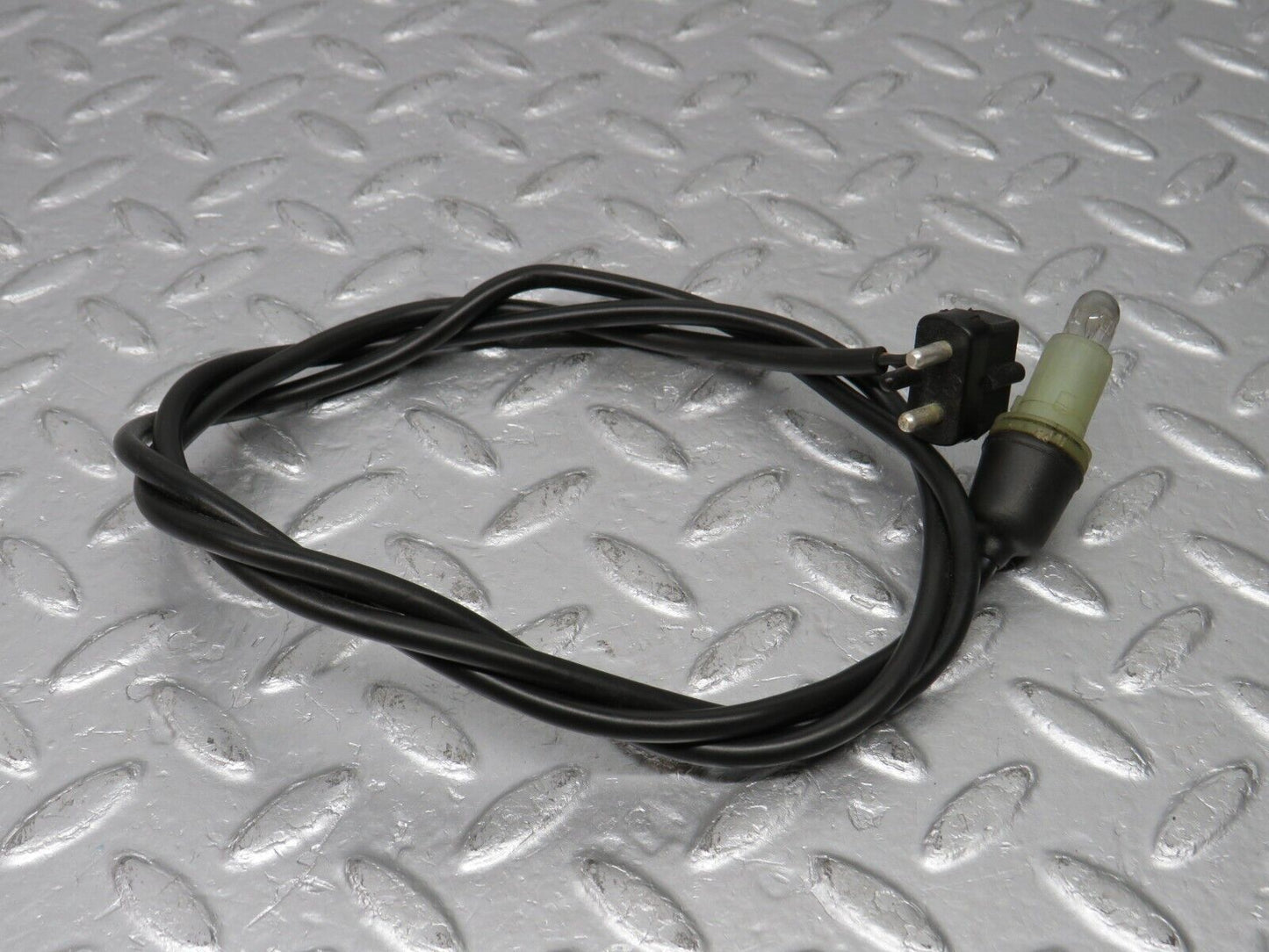 38884 Mercedes-Benz W201 190E 2.6L Front Wing Indicator Cable Wire 1249971881