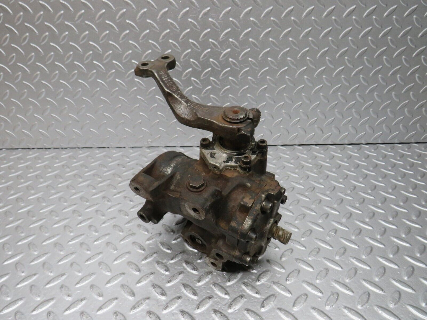 31859 Mercedes-Benz W201 190LE Steering Box Steering Rack 1244611601