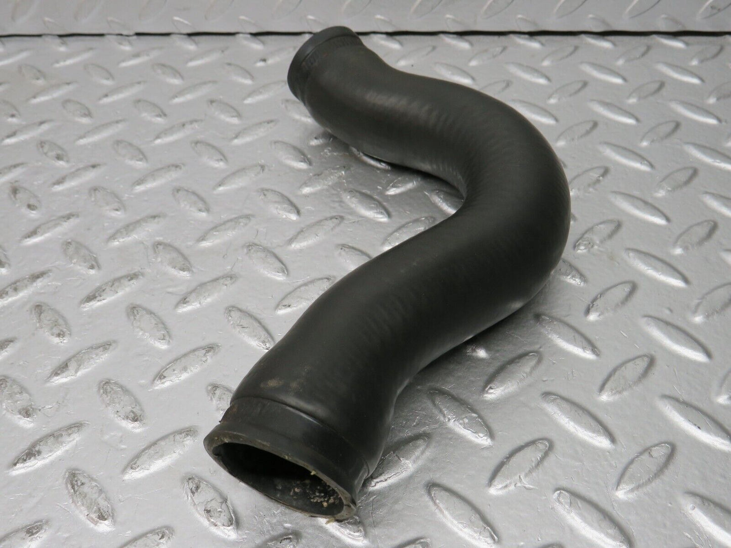 32017 Mercedes-Benz W123 230E Radiator Hose Pipe 1235012382