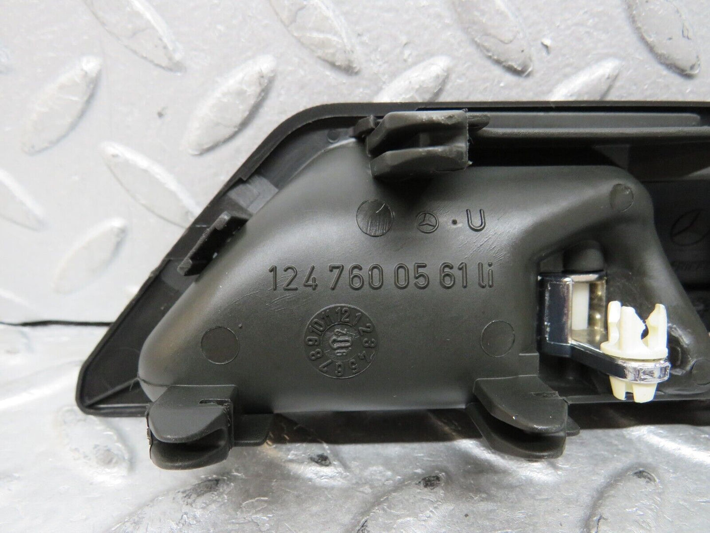 37768 Mercedes-Benz A124 320E Cabriolet Interior Door Handle Left 1247600561