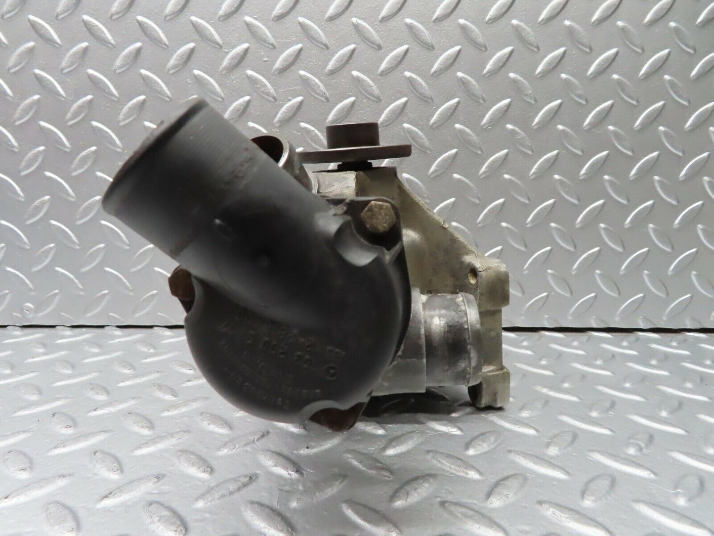 19986 Mercedes-Benz R129 300SL Coupe Water Pump With Thermostat 1032000117