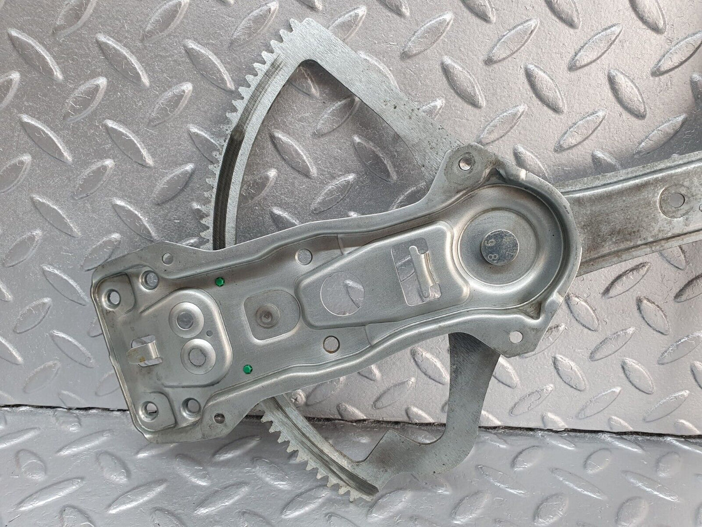 41939 Mercedes-Benz W202 C200 Front Right Power Window Regulator