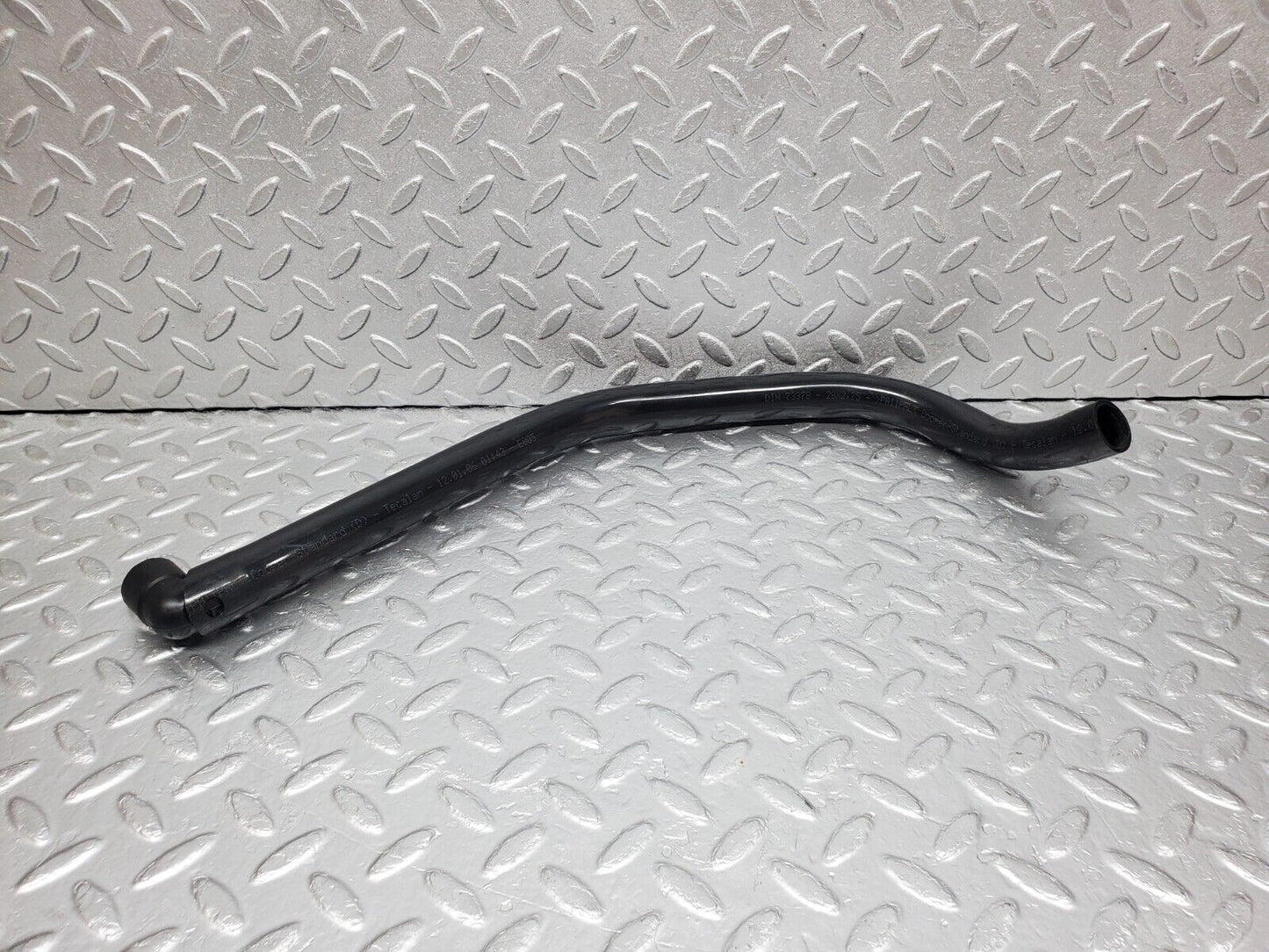45447 Mercedes-Benz 280E M110.988 Engine Oil Return Hose Pipe