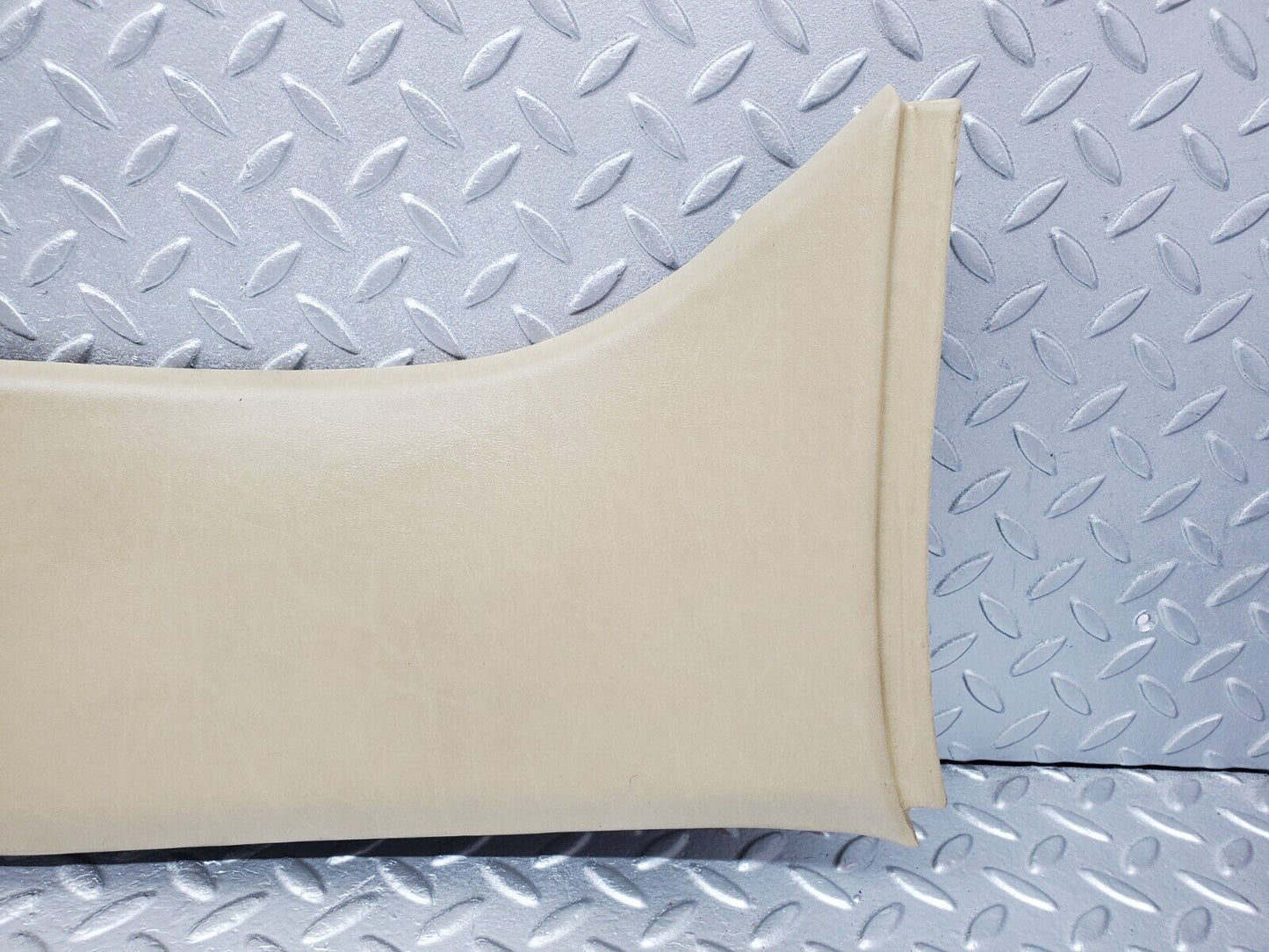 45769 Mercedes-Benz W126 420SE Rear Headlining Roof Panel Beige