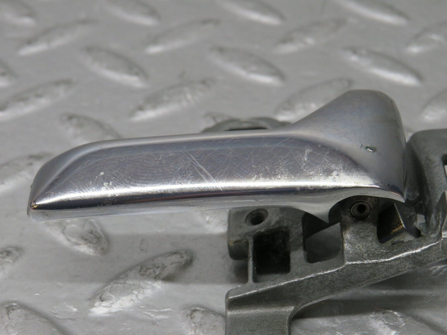 36881 Mercedes-Benz C126 420SEC Coupe Right Door Interior Handle