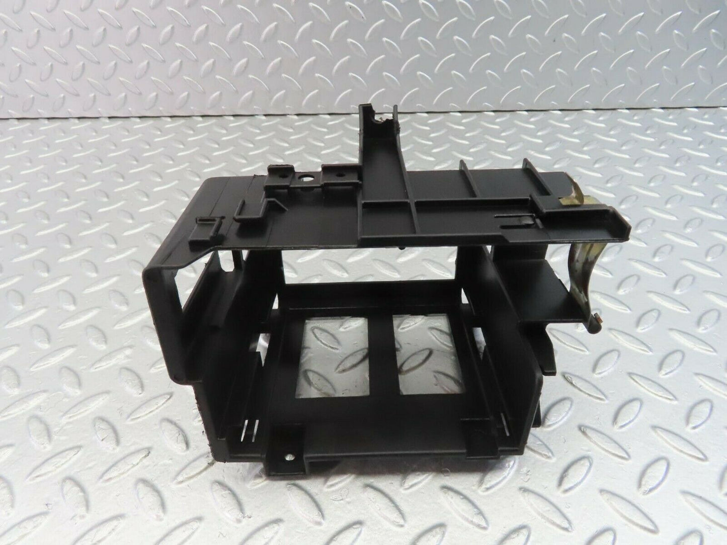 10459 Mercedes-Benz W201190E Ecu Bracket 2015461743