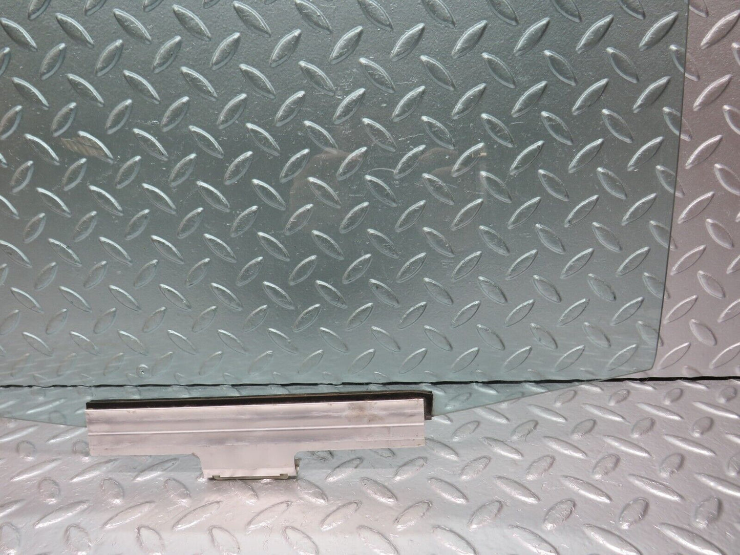 30929 Mercedes-Benz W201 190E 2.0L Rear Left Door Window Glass