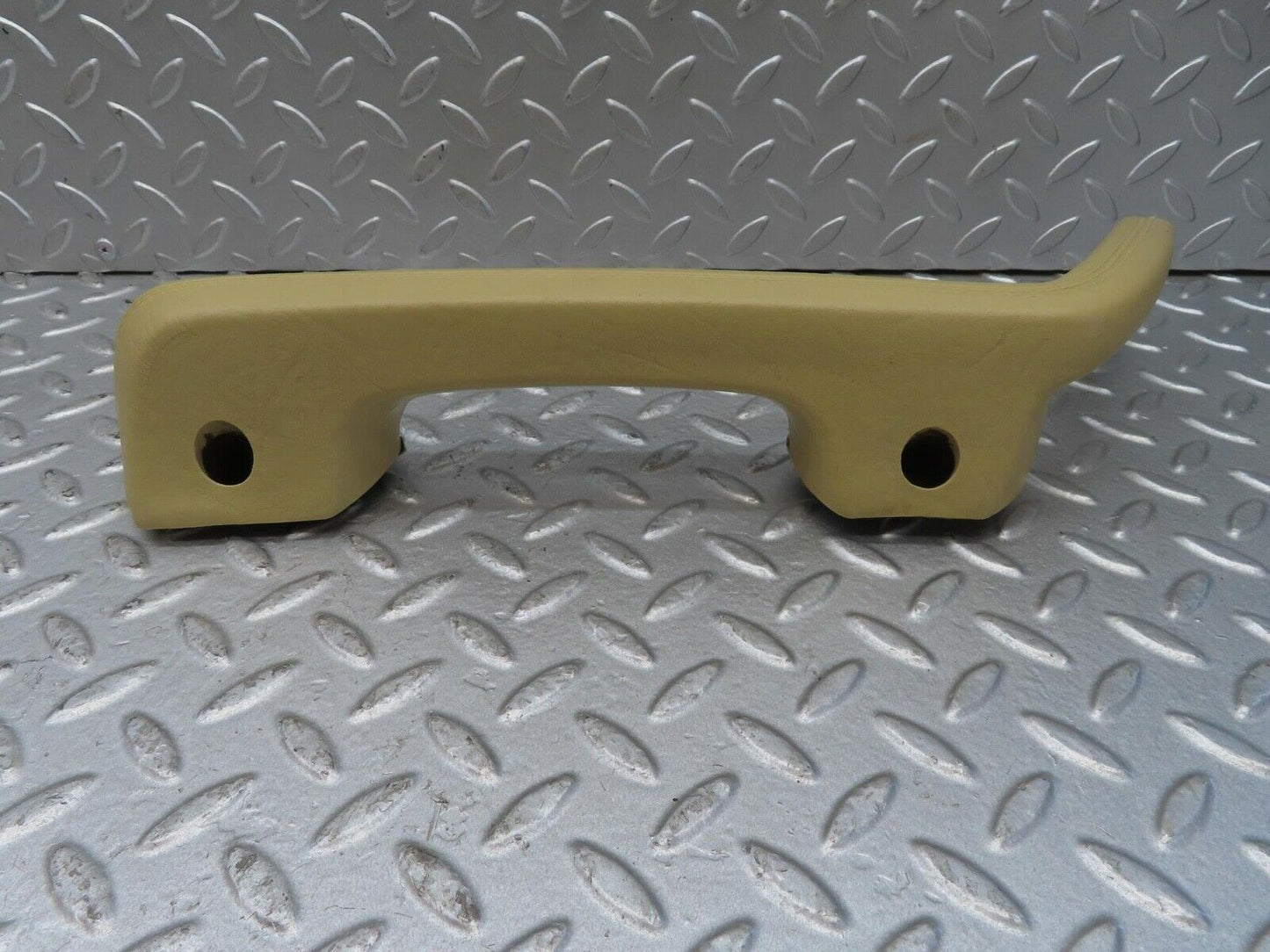 13453 Mercedes-Benz W123 200 Interior Door Handle Front Left Cream 1239701701