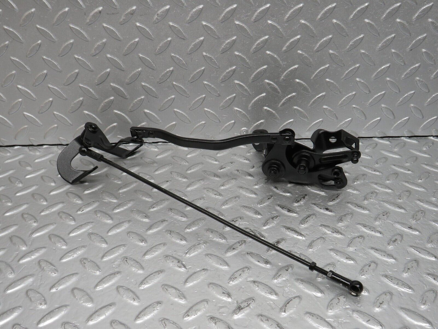 40133 Mercedes-Benz R107 350SL Coupe Throttle Linkage