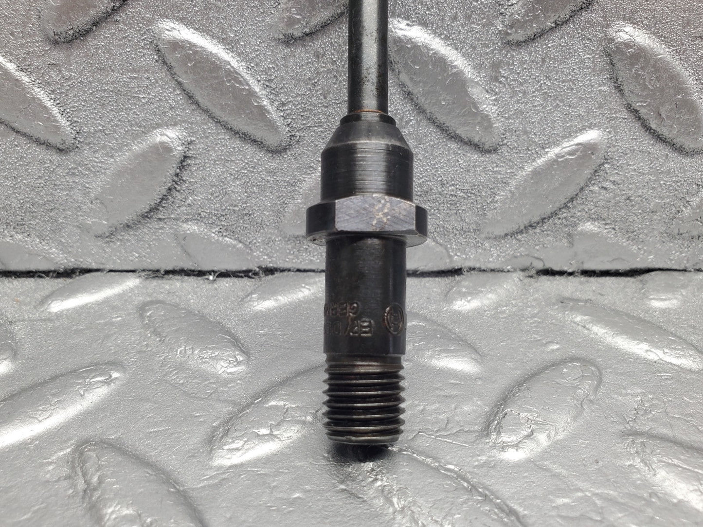 W112 fuel injector used OEM
