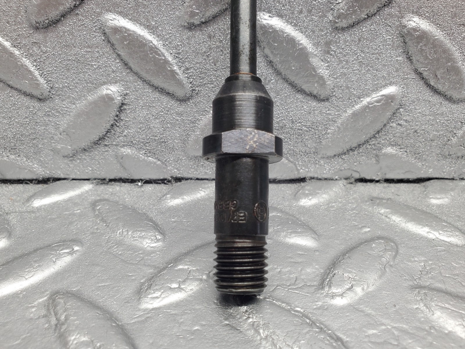 W112 fuel injector used OEM