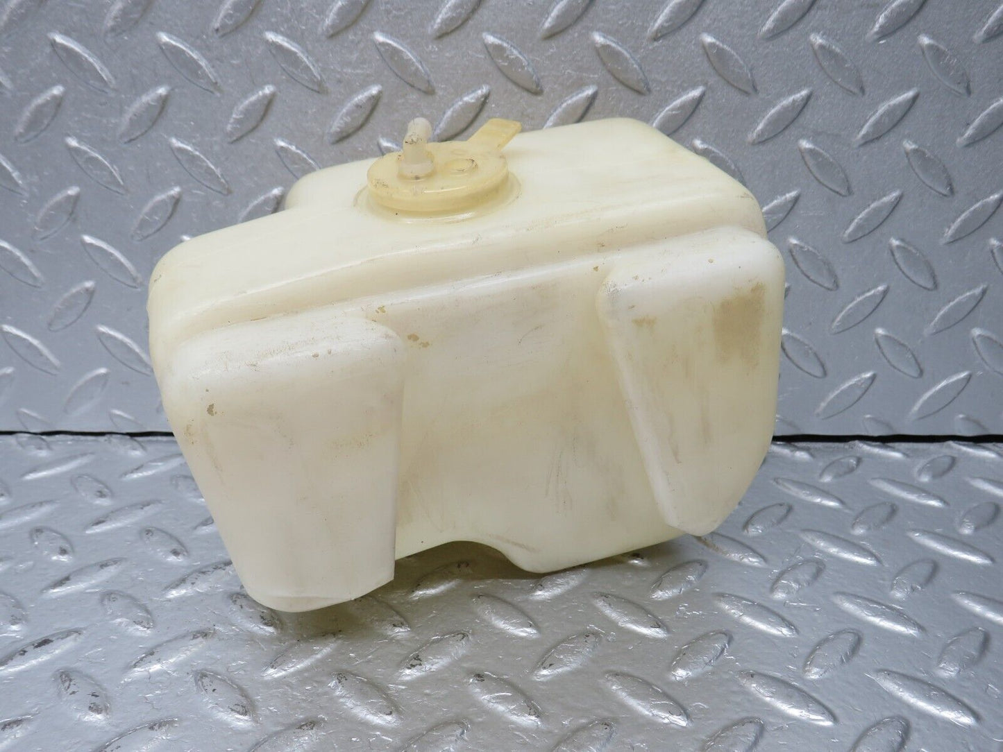 39910 Mercedes-Benz R107 350SL Coupe Windscreen Washer Fluid Reservoir 1078690320