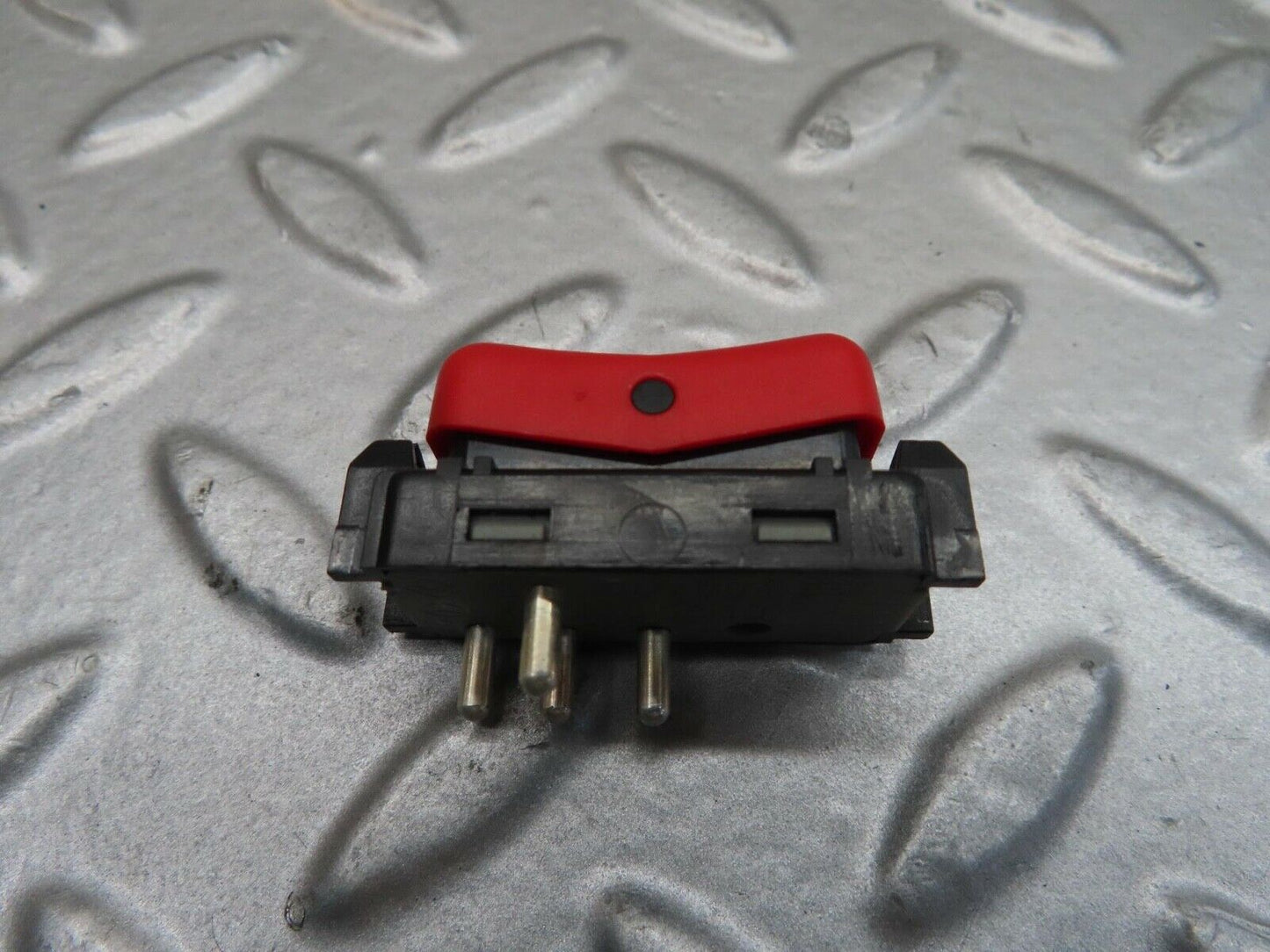15212 Mercedes-Benz W140 S320 Hazard Warning Light Switch 1408205510
