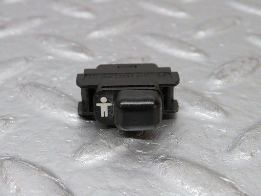 32404 Mercedes-Benz S124 300TE Wagon Child Lock Control Switch 1248204910