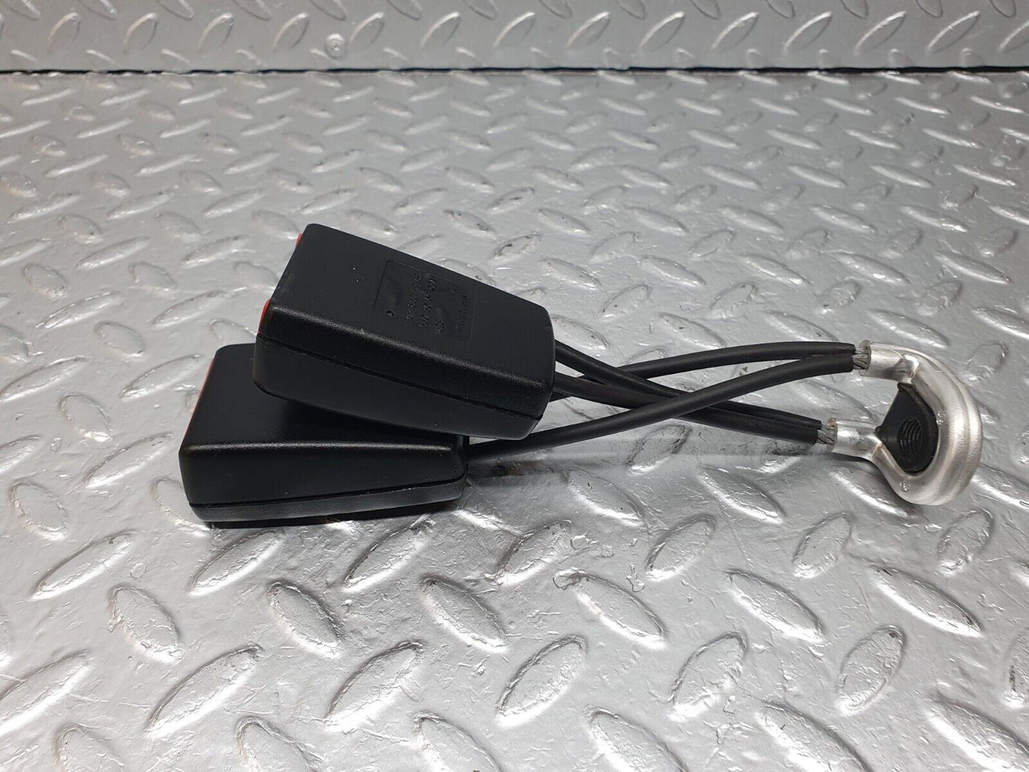 41984 Mercedes-Benz W202 C200 Rear Seat Belt Set With Buckles 2028600586 2028609269