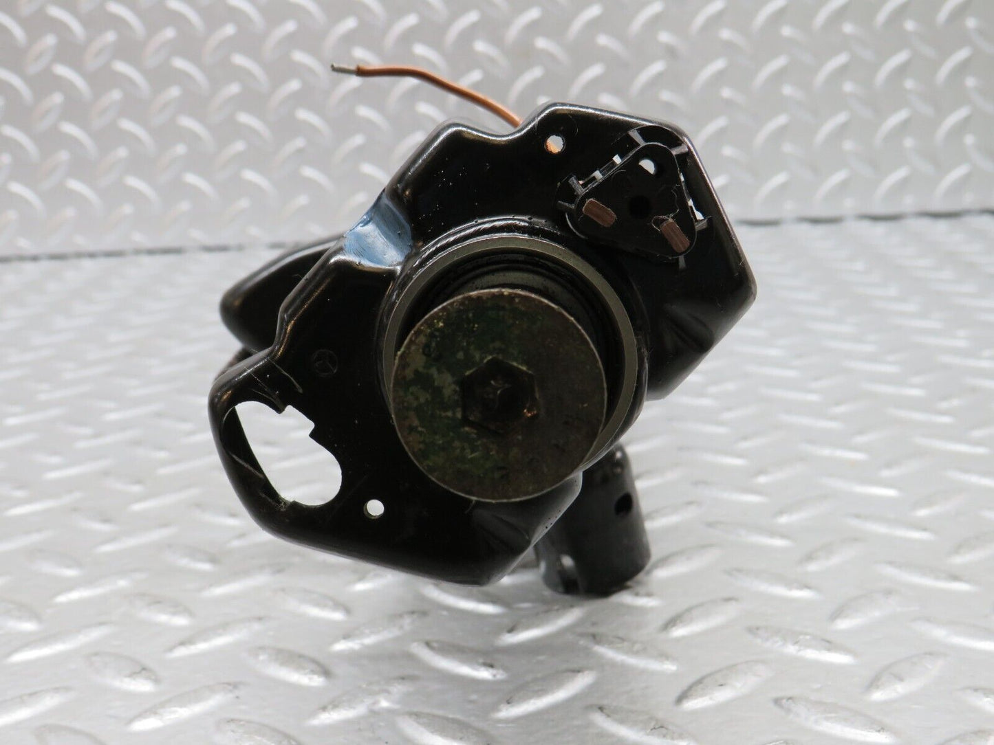 28104 Mercedes-Benz W123 280E Steering Column