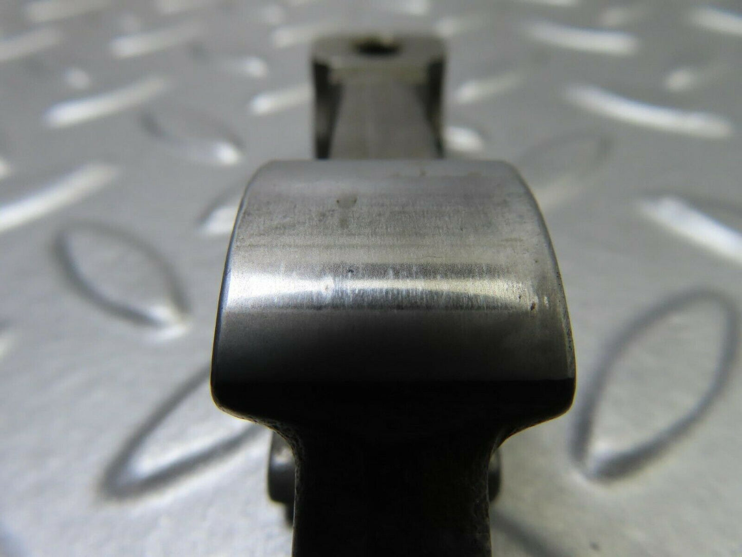 9130 Mercedes-Benz W108 Valve Rocker Arm With Retaining Spring