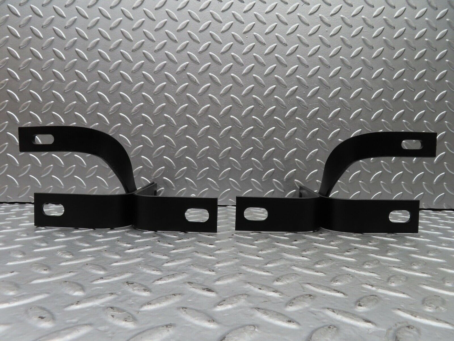 21025 Mercedes-Benz W114 250CE Coupe Front Bumper Holder Bracket Pair