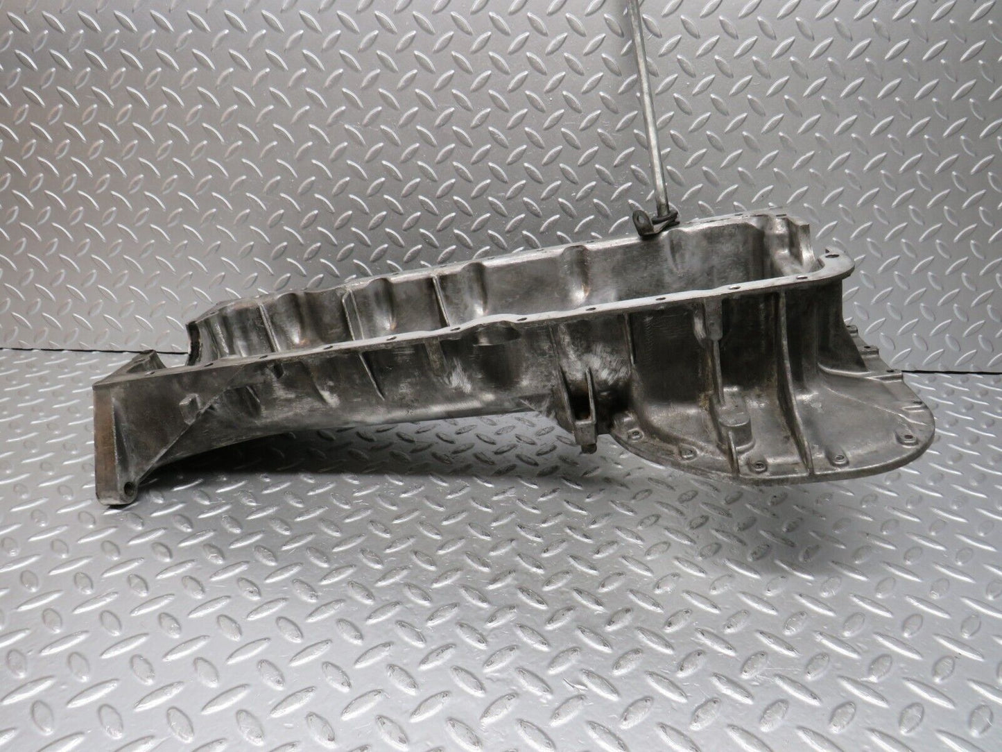 32920 Mercedes-Benz W123 300D Oil Pan Oil Sump 6170140302