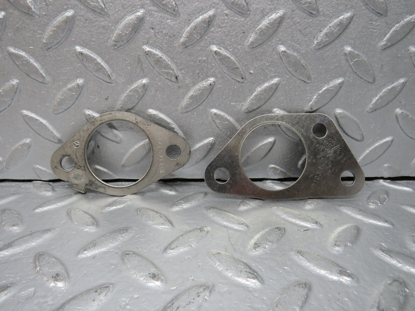 38848 Mercedes-Benz W201 190E 2.6L Exhaust Manifold Gasket Elring 1031421380 1031421480