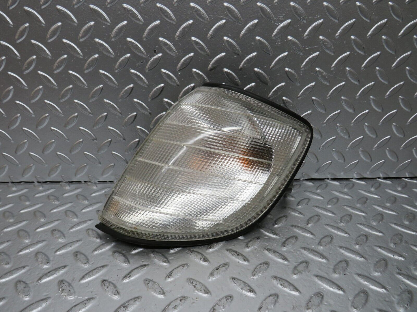 24878 Mercedes-Benz W140 S320 Indicator Clear Front Left Bosch 1408260543