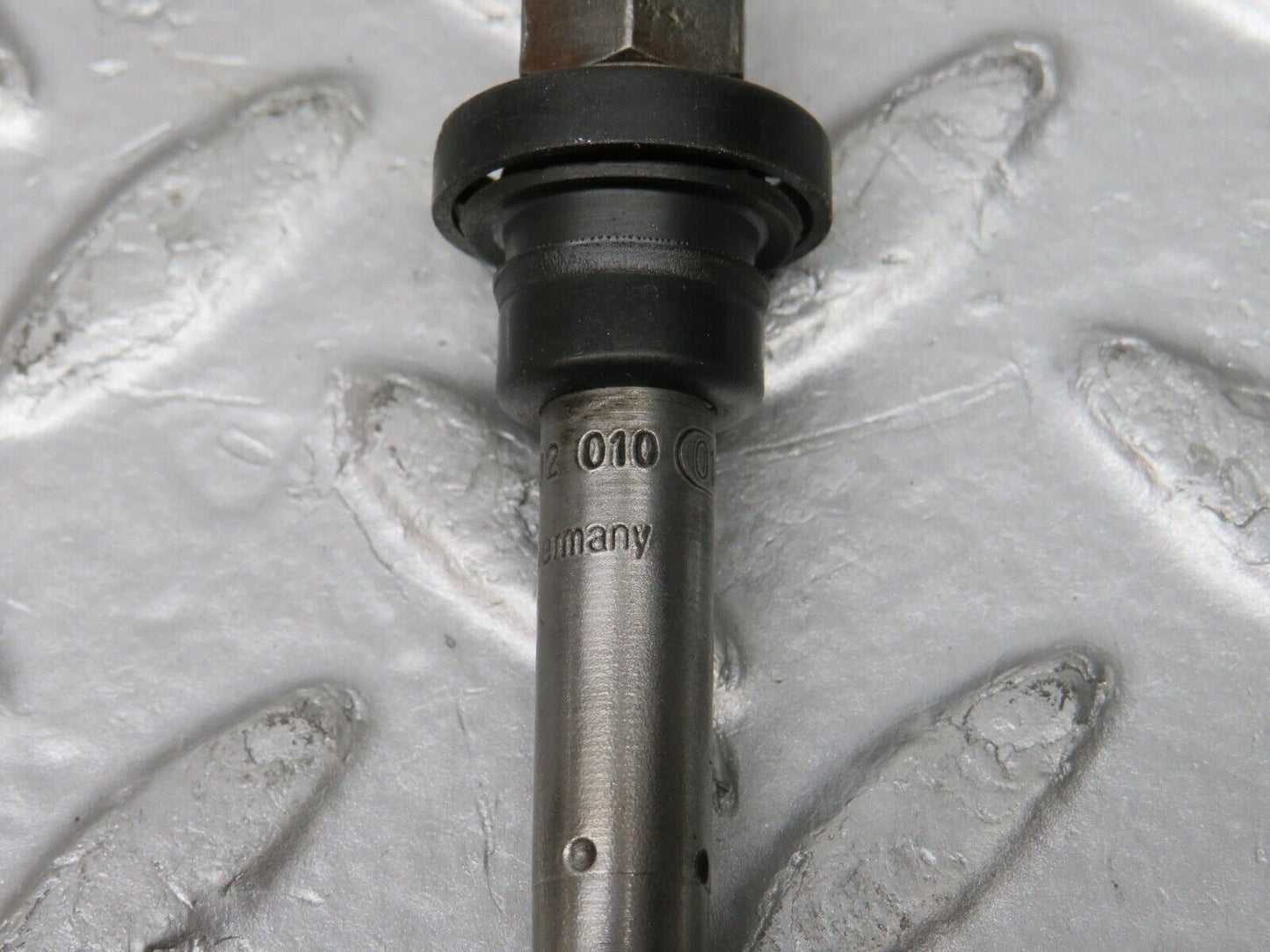 32706 Mercedes-Benz S124 300TE Wagon Fuel Injector Bosch 0437502010