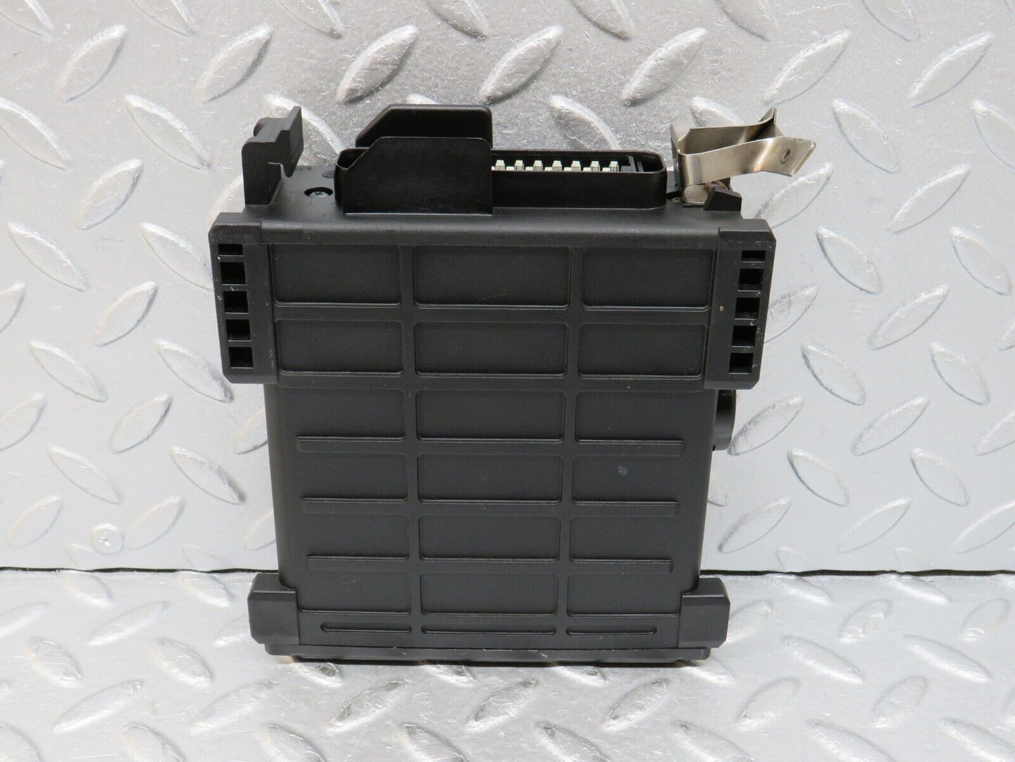 36544 Mercedes-Benz W201 190E 2.0L ABS Control Unit Bosch 0055452132 0265101018