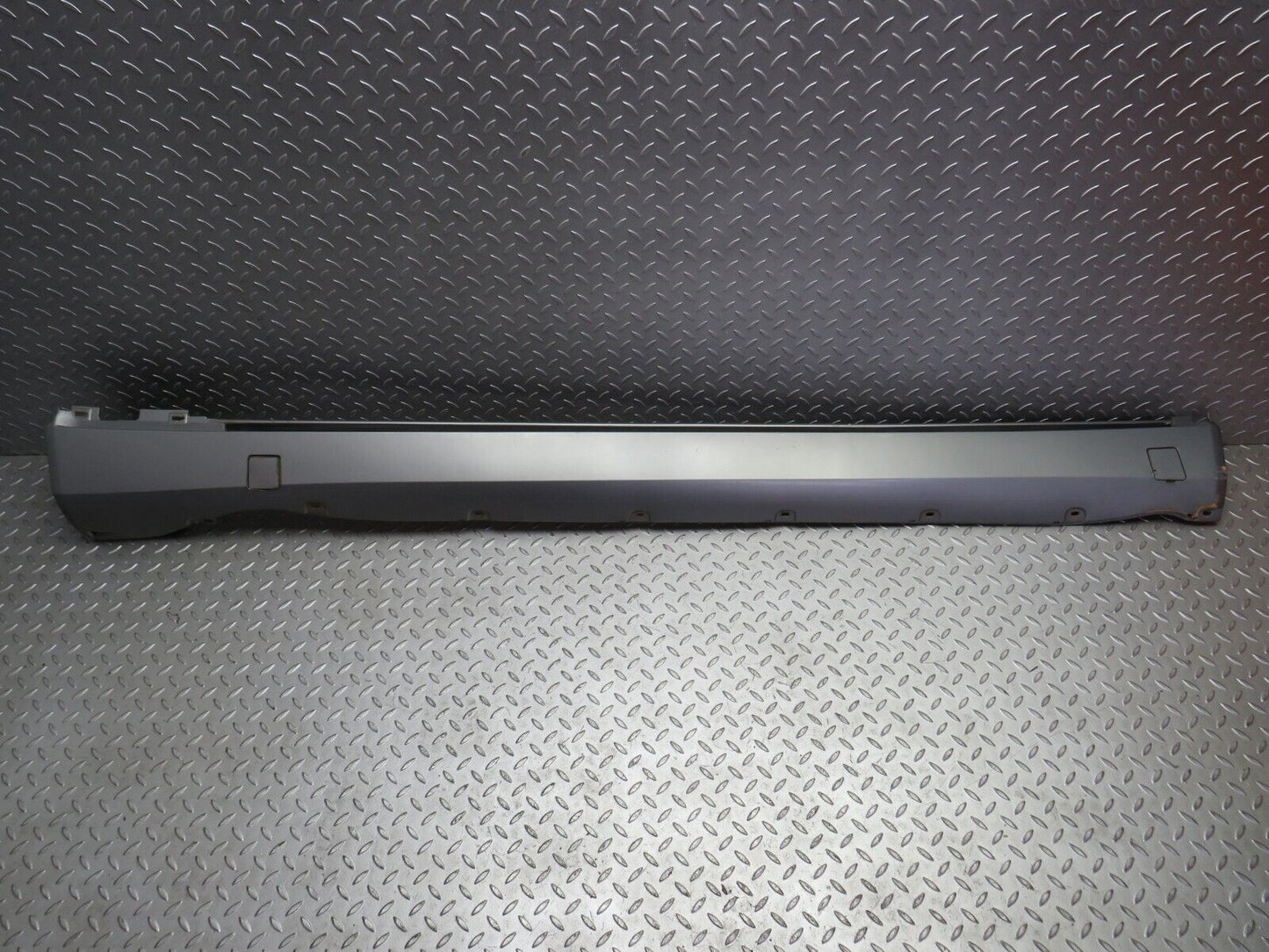 31828 Mercedes-Benz W201 190LE 1.8L Side Skirt Left Side 2016906340