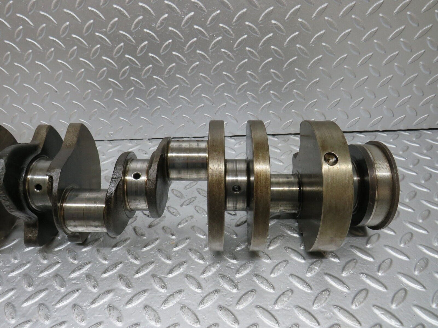 32813 Mercedes-Benz C107 R107 350 V8 Crankshaft 1160310801