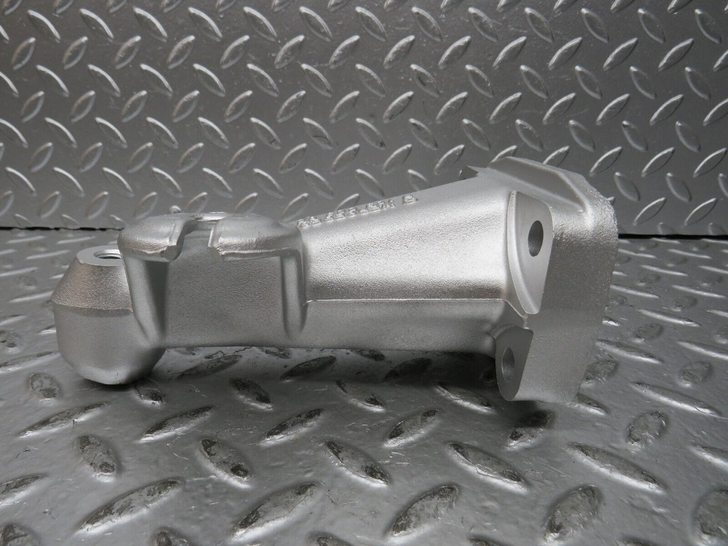 27323 Mercedes-Benz W123 280E Engine Mount Bracket Left Side 1232230204