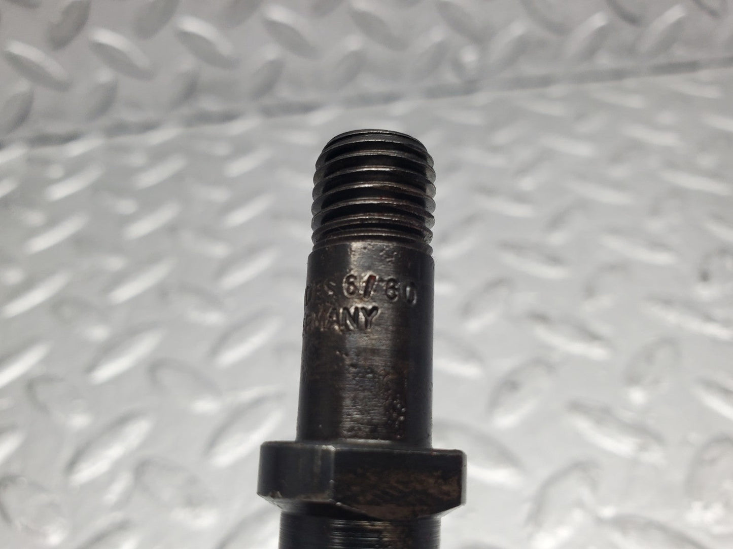 W112 fuel injector used OEM