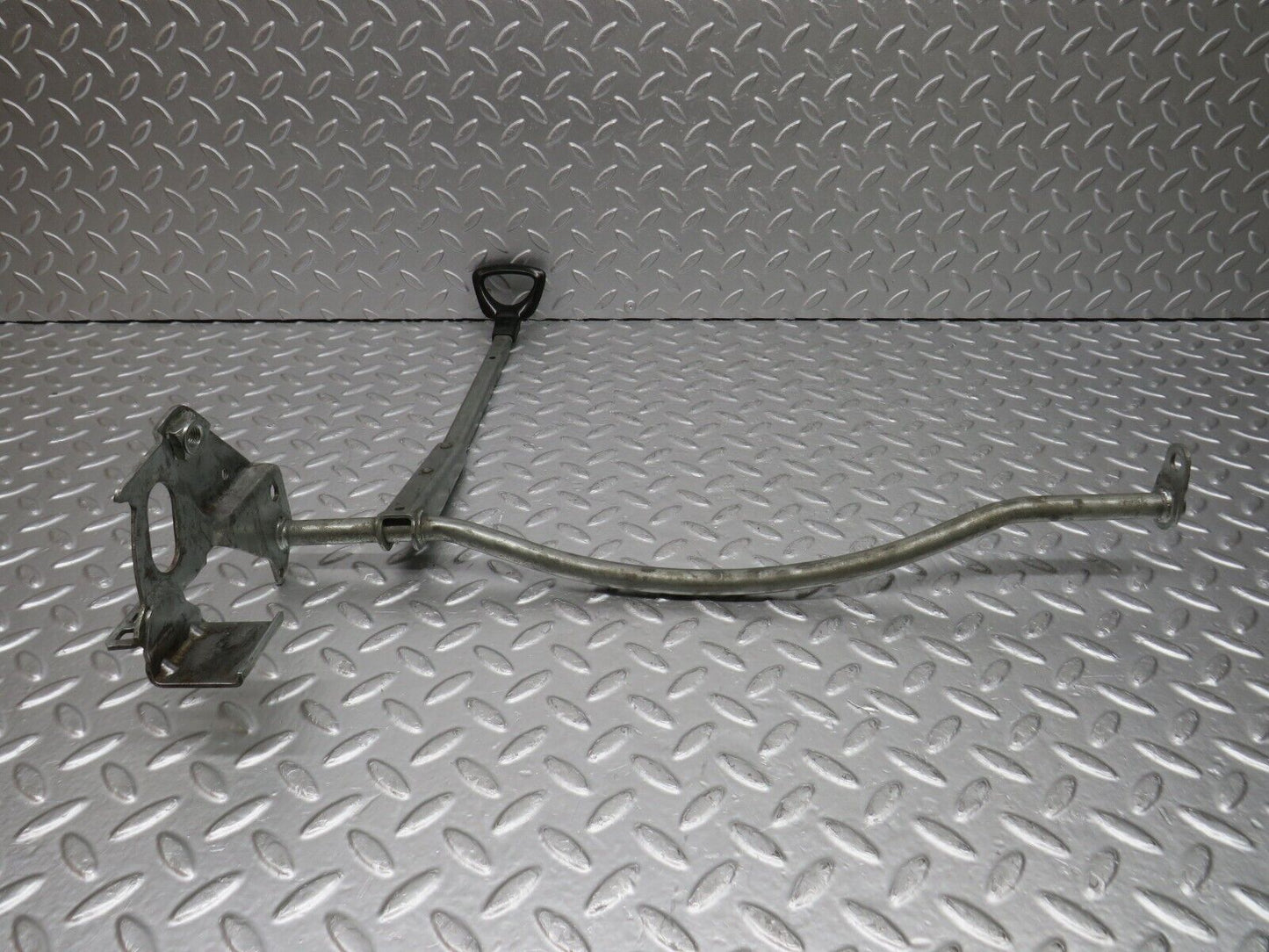 33203 Mercedes-Benz C107 R107 Front Right Seat Sliding Adjust Handle