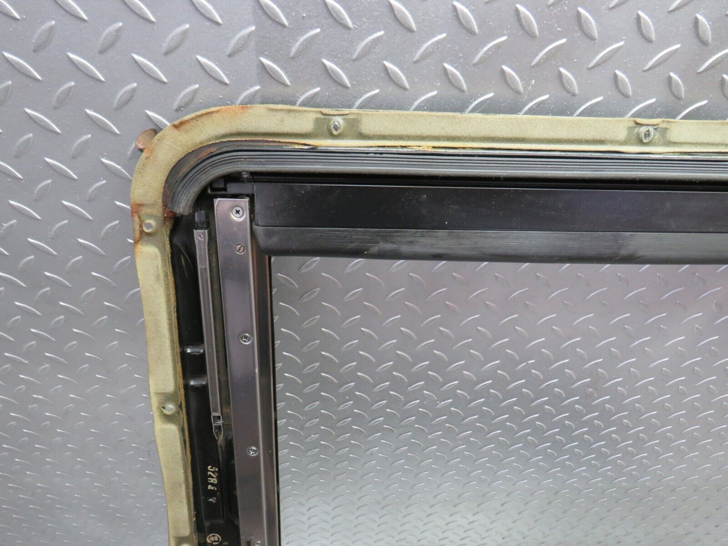 30831 Mercedes-Benz W201 190E Power Sunroof Frame