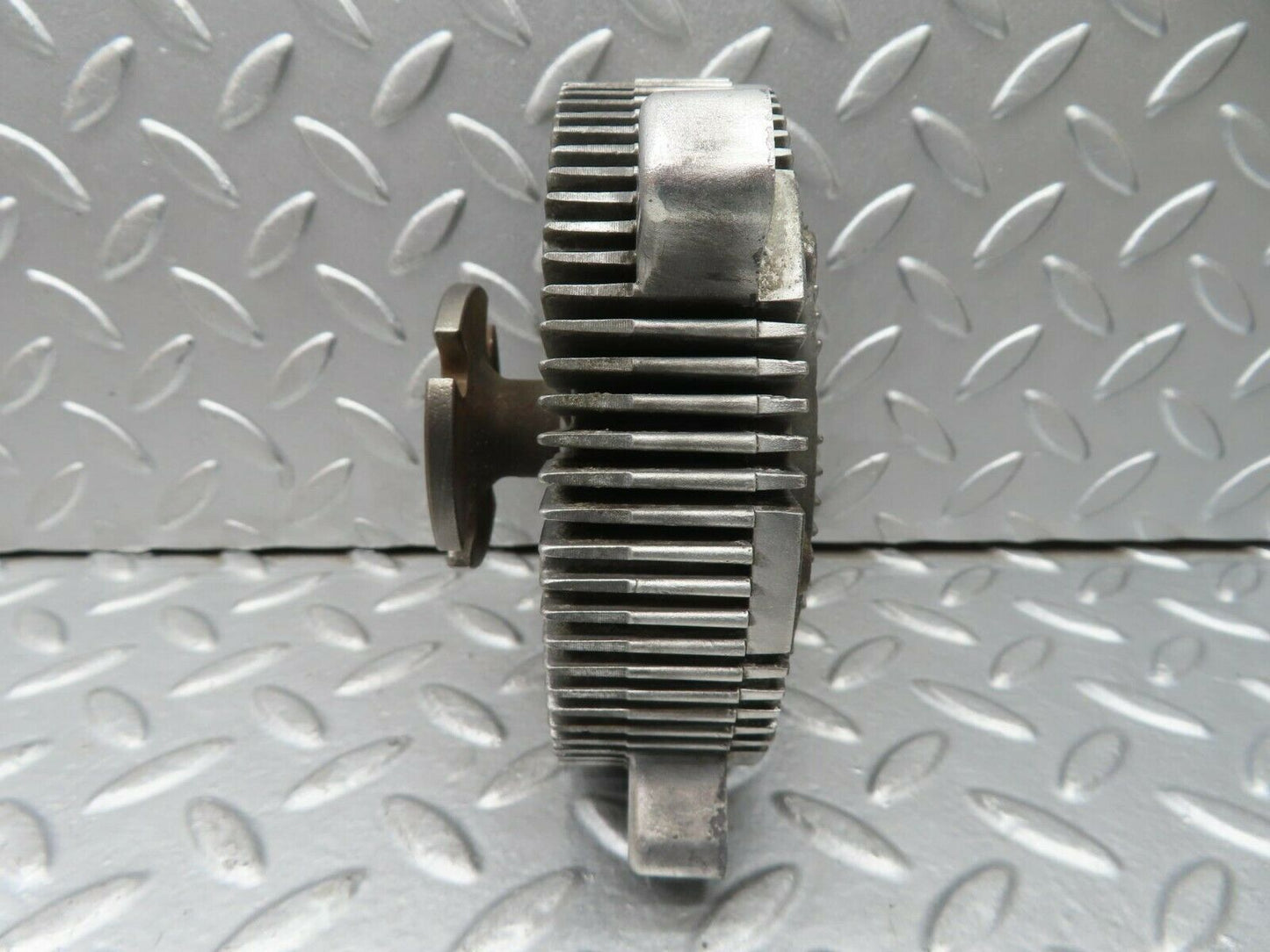 15622 Mercedes-Benz R107 450SL Engine Cooling Fan Clutch