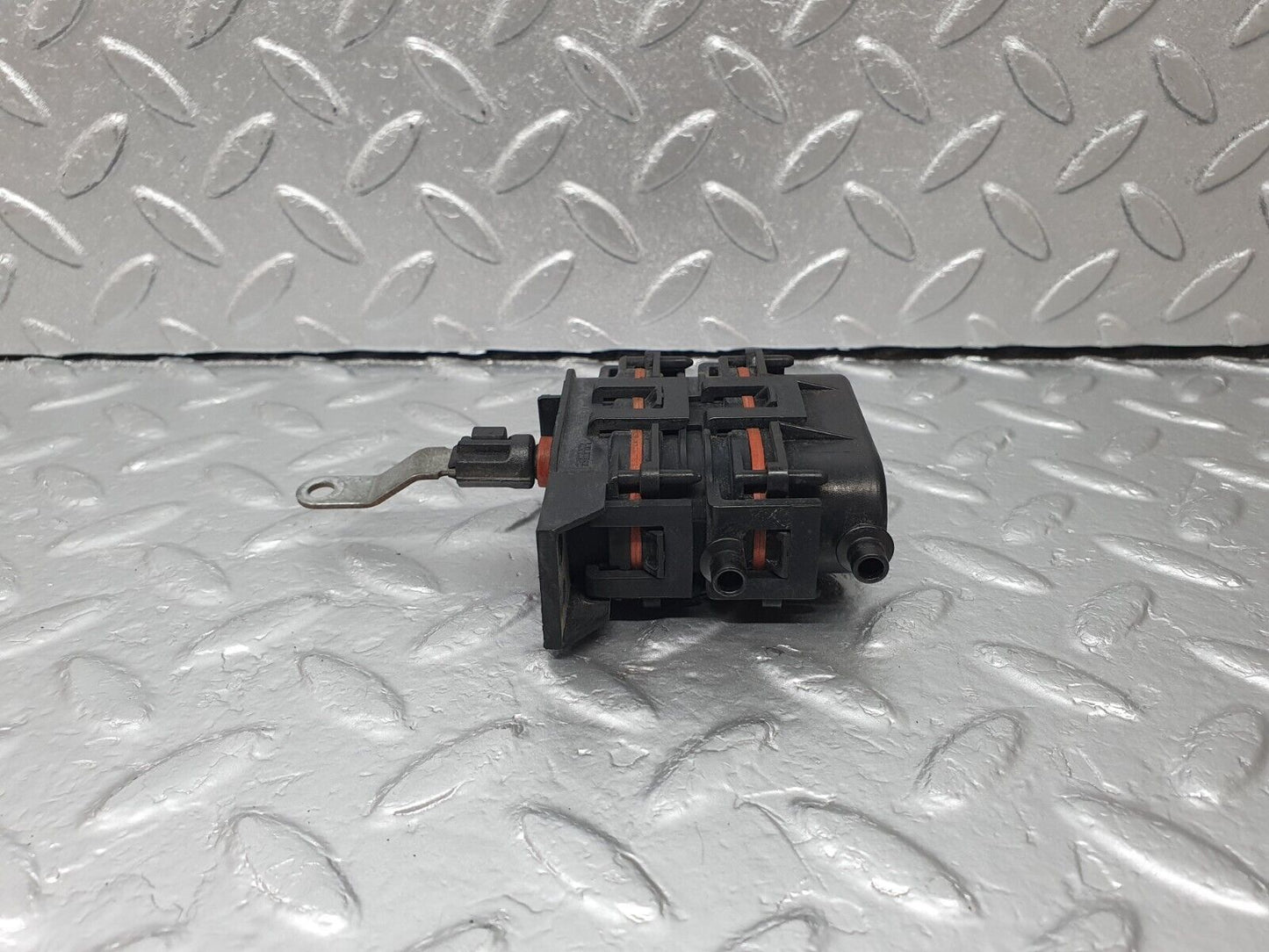 42557 Mercedes-Benz R129 320SL Coupe Heater Box Vacuum Actuator