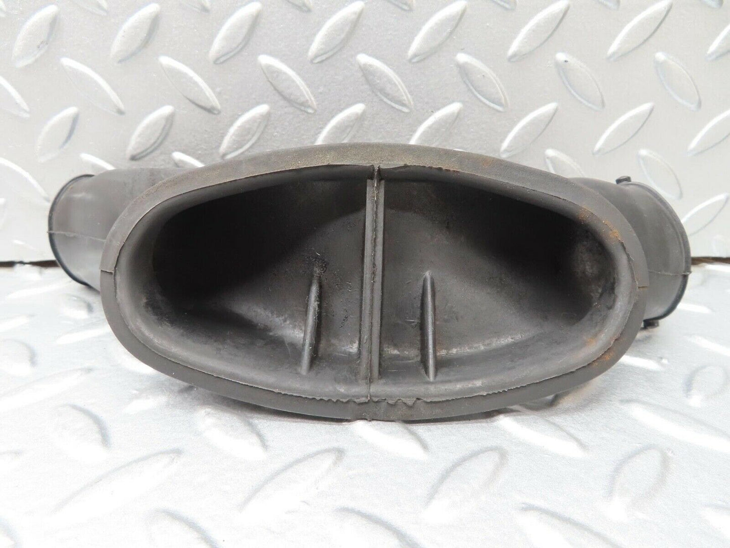 16496 Mercedes-Benz W124 260E Heater Water Drain 1248320025