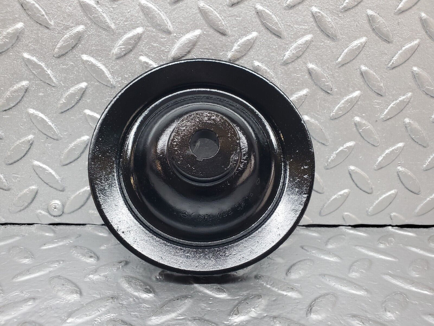 44479 Mercedes-Benz W123 280E Power Steering Pump Pulley 6154660315