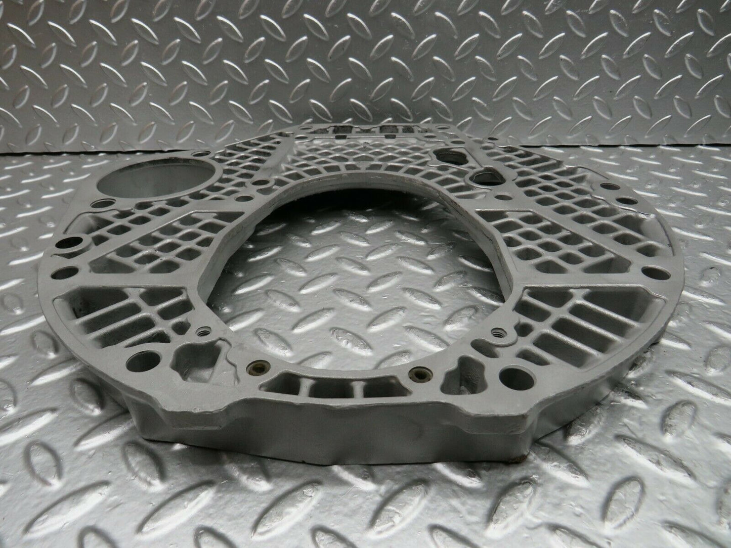 24065 Mercedes-Benz W123 280E Gearbox Flange 1100111545
