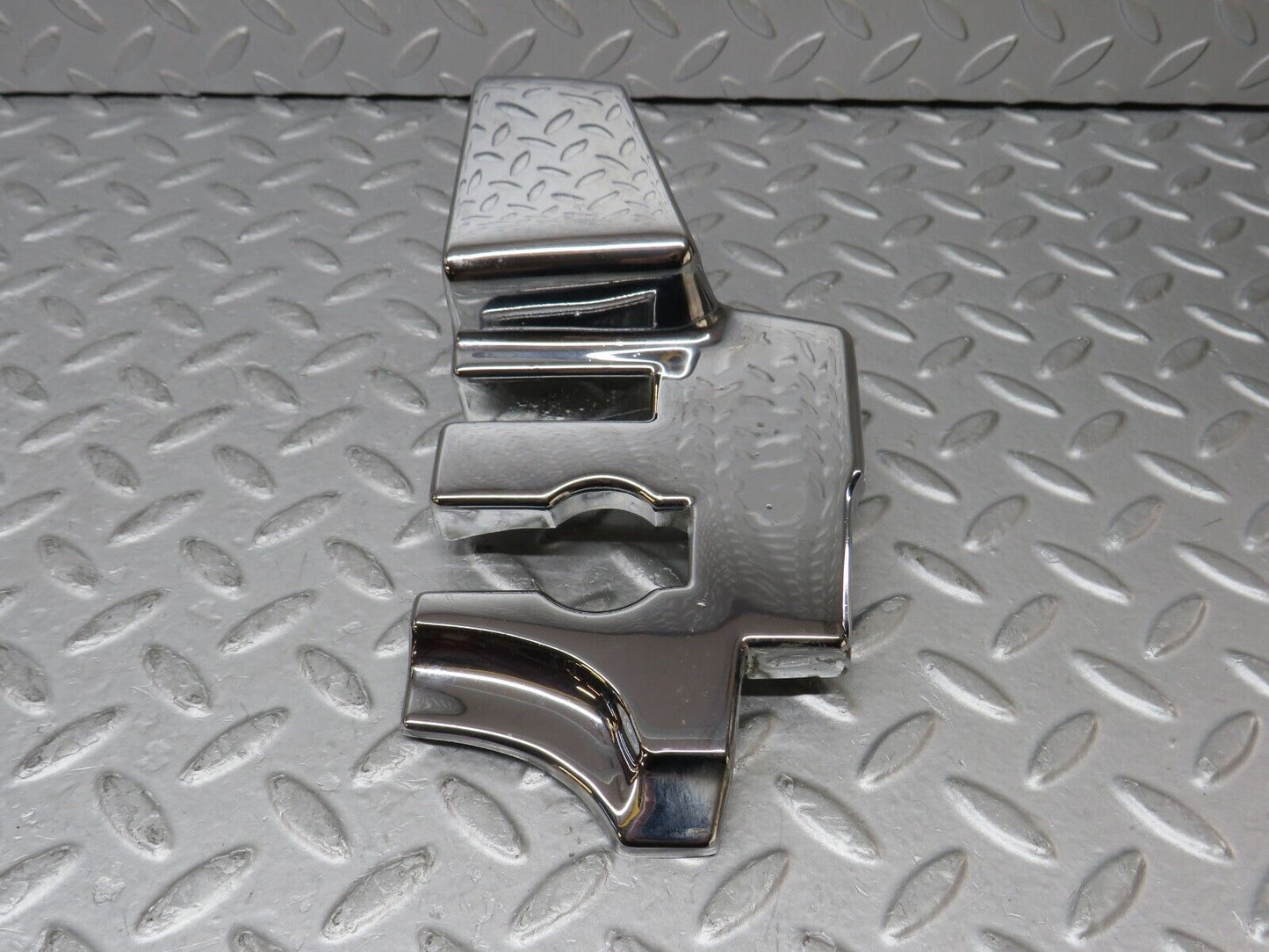 35666 Mercedes-Benz R107 280SL Coupe B Pillar Chrome Cover Right 1076930435