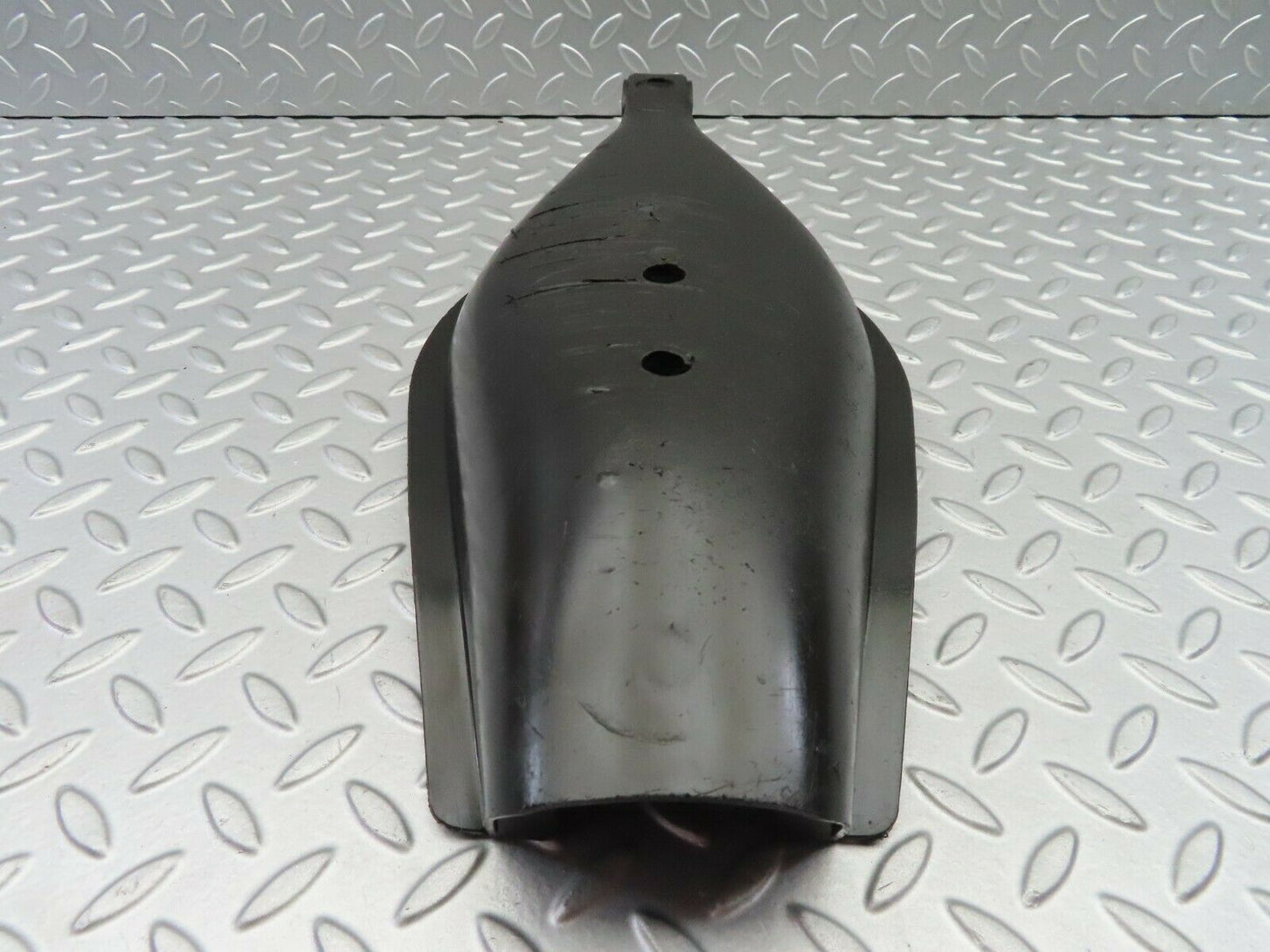 6716 Mercedes-Benz S124 E220 Wagon Rear Control Arm Cover  1243520188