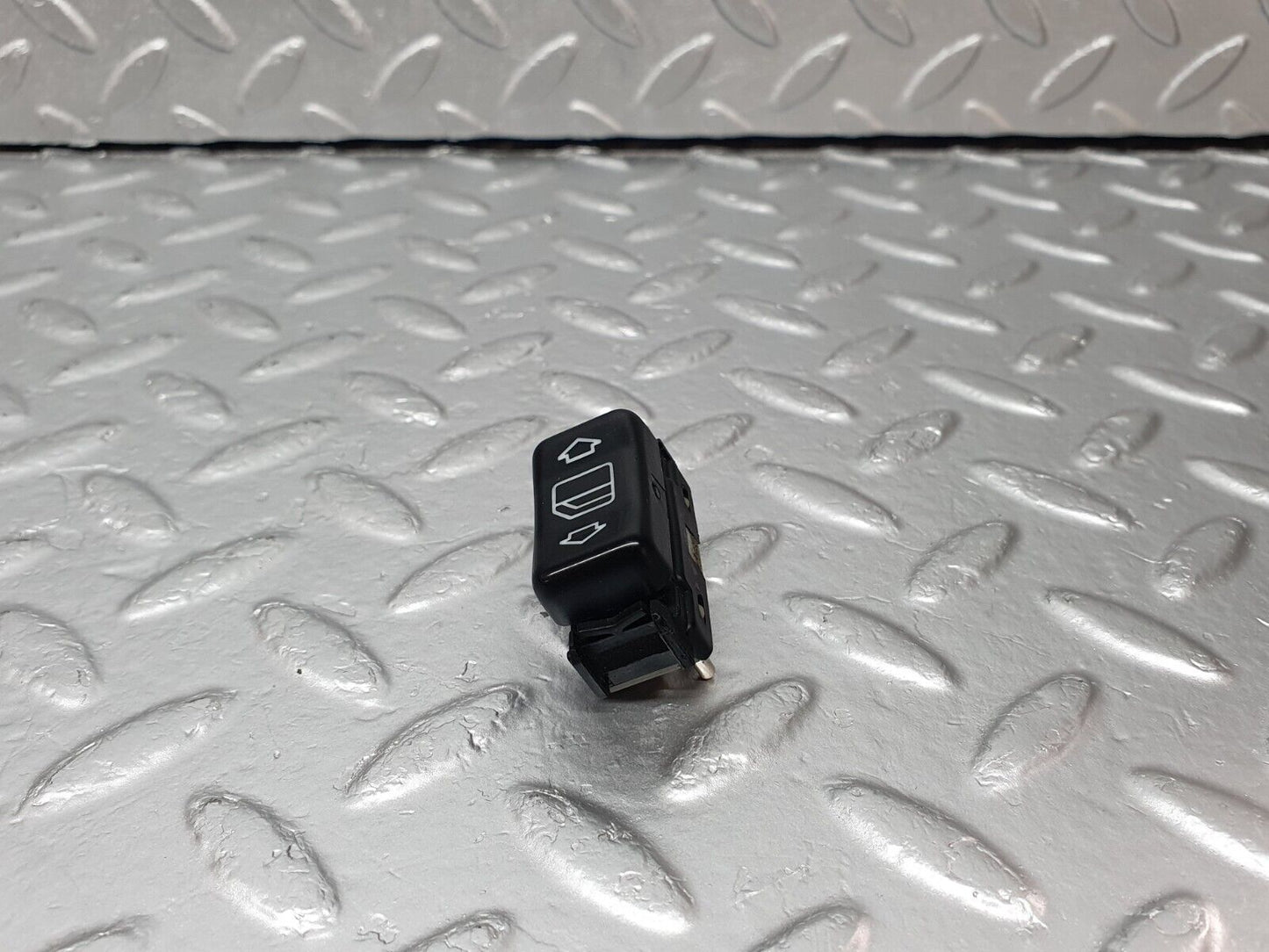 42388 Mercedes-Benz R129 320SL Coupe Left Door Window Switch 1298201310