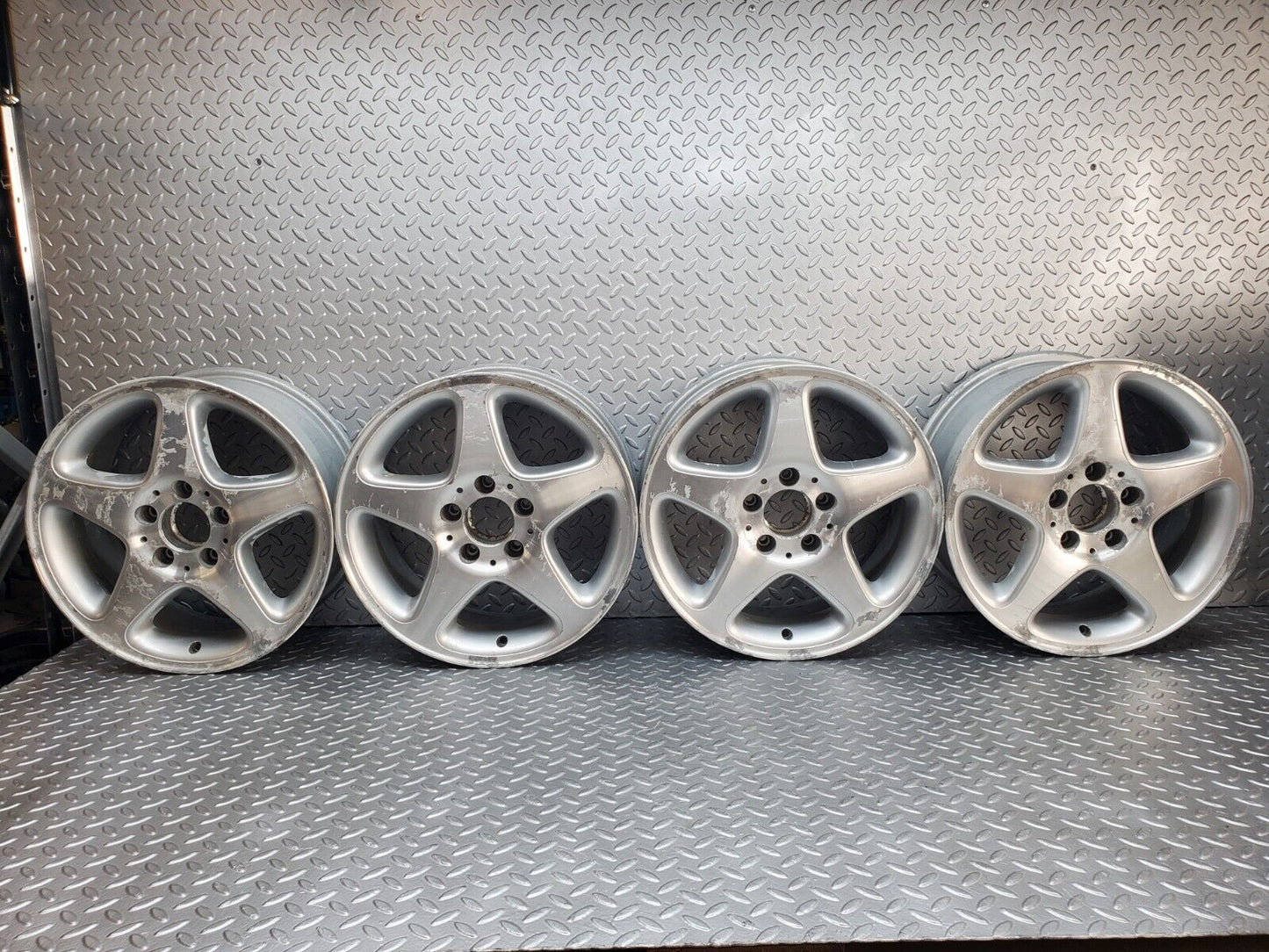 44880 Mercedes-Benz Alloy Wheel Set 7Jx16H2 ET37 2034010702