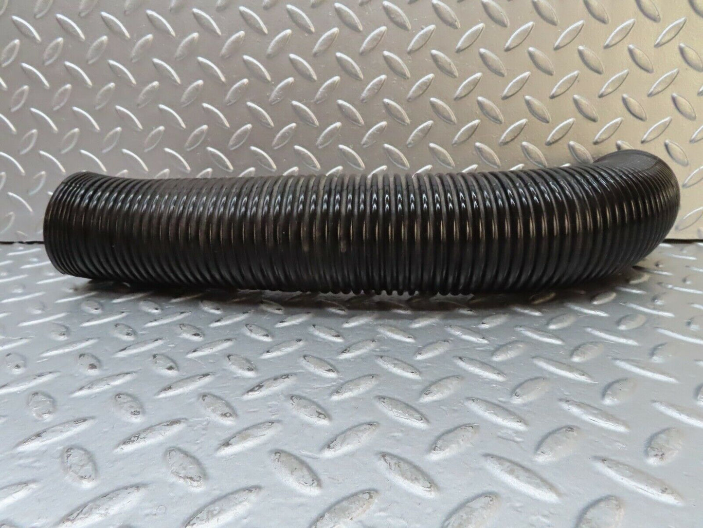 20429 Mercedes-Benz W114 280CE Coupe Dash Air Vent Pipe Left Side
