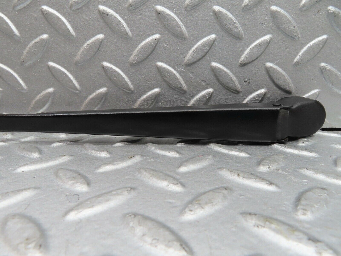 17053 Mercedes-Benz C123 280CE Coupe Wiper Arm Right Side